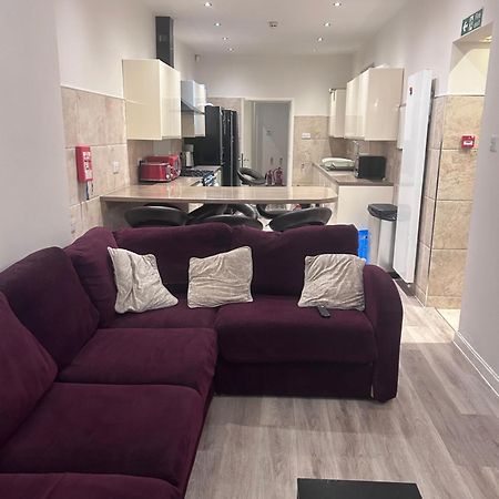Seaford Guest House Xxx Stoke-on-Trent Экстерьер фото